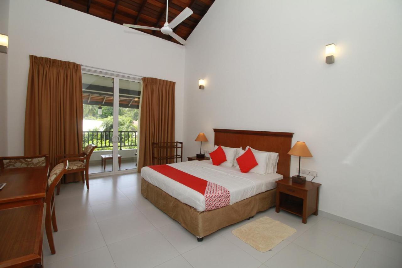 Garden Beach Hotel Kalutara Extérieur photo